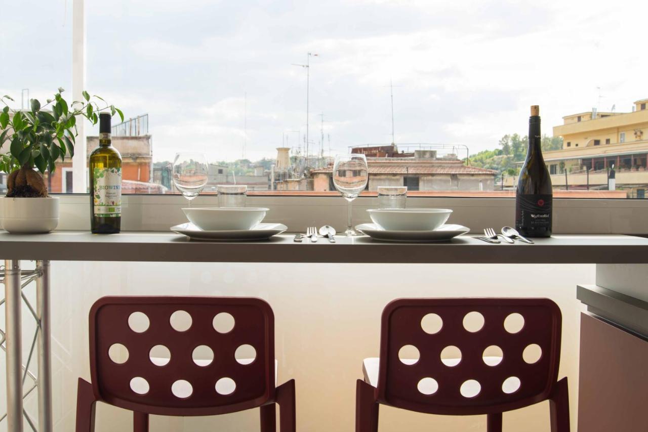 Terrazza Giuliana Rooftop Rome Buitenkant foto